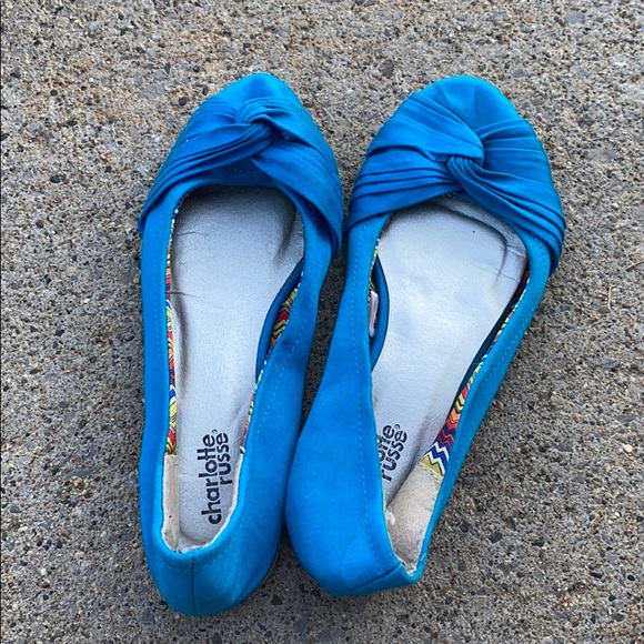 Flats - Picture 1 of 1